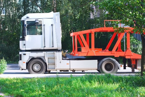 Experienced team assisting with lorry hire